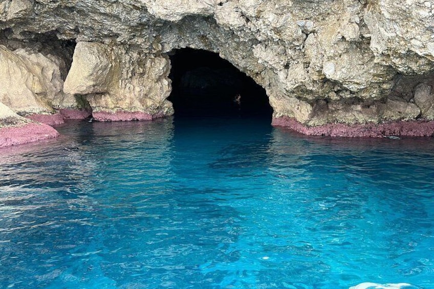 Palermo: Shared Boat Tour with Aperitif and snorkelling 3