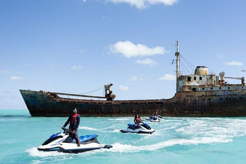 One Hour Jet Ski Adventure in Crystal Waters of Turks and Caicos 4