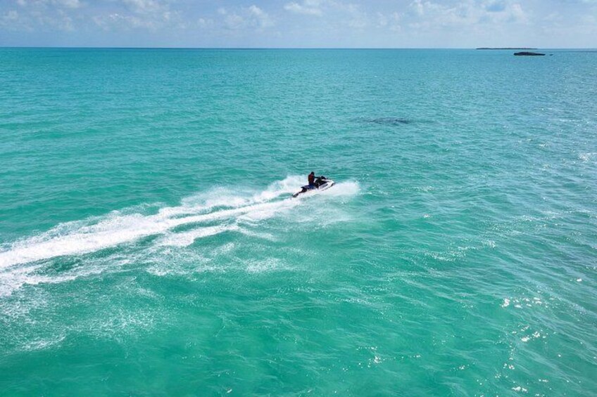 One Hour Jet Ski Adventure in Crystal Waters of Turks and Caicos 5