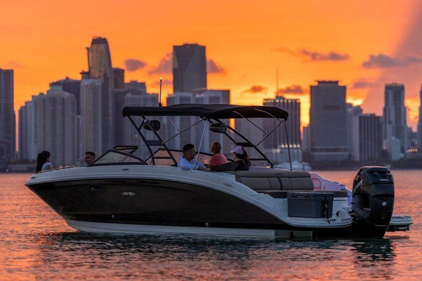 Private Miami Boat Charter: Sightseeing, Sunset & Sandbar 3