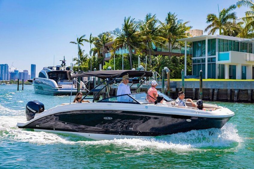 Private Miami Boat Charter: Sightseeing, Sunset & Sandbar 3