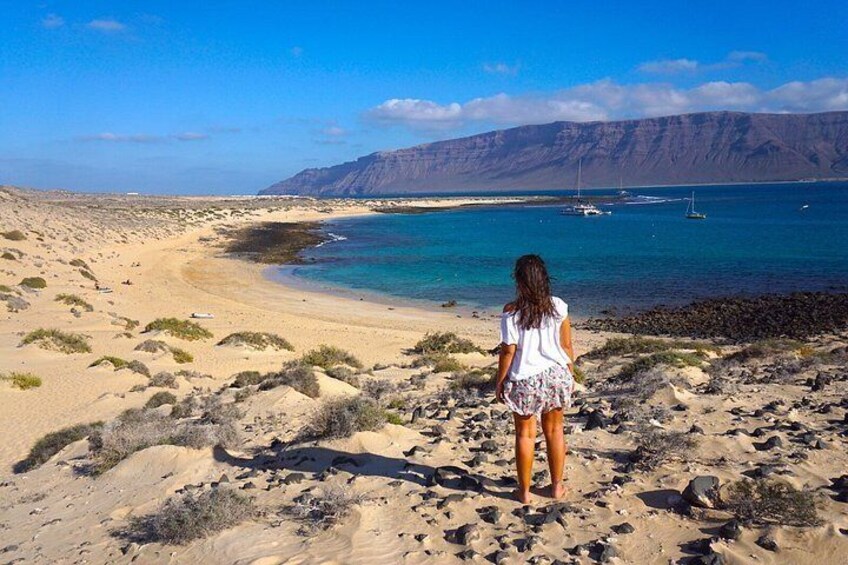 Amazing Jeep Safari at Graciosa Island, Lanzarote 2