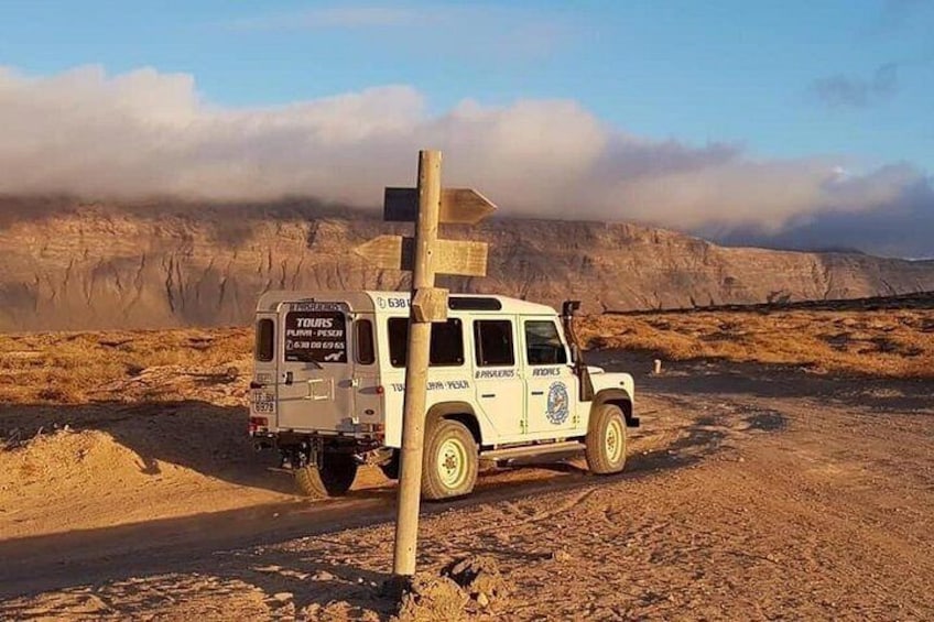 Amazing Jeep Safari at Graciosa Island, Lanzarote 1