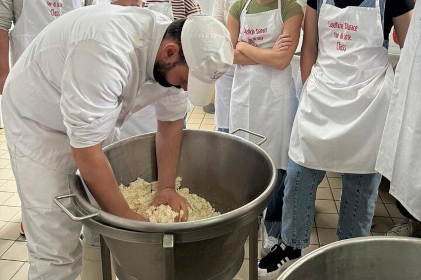 Breaking of the curd 5