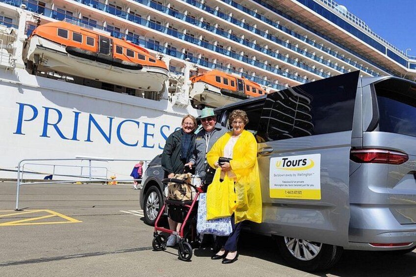 We make your Wellington day tour easy. 3