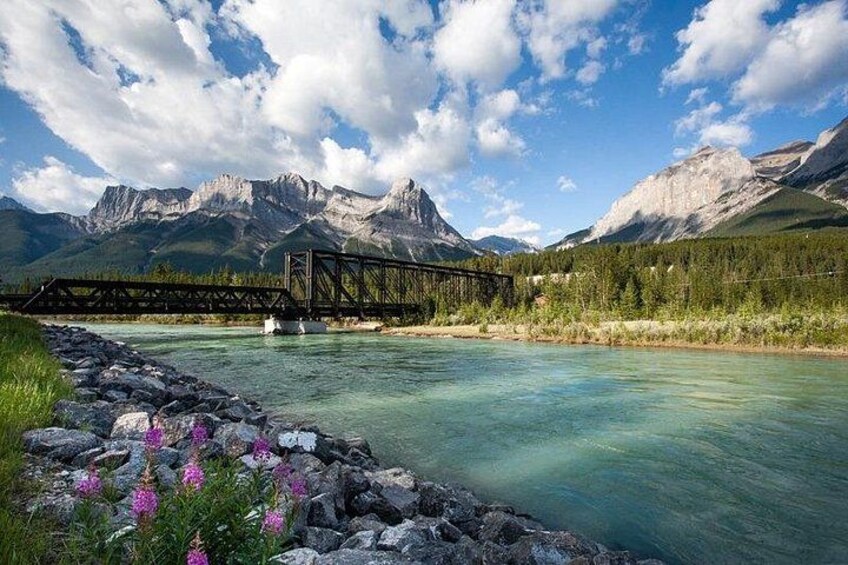 Private Tour: Famous MOVIES + MOUNTAINS Photo Safari Drive - 4hrs 4