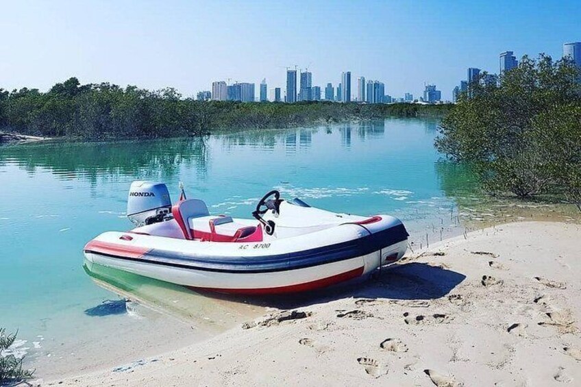 Small-Group Self-Drive Speedboat Tour in Yas Island Mangroves 4