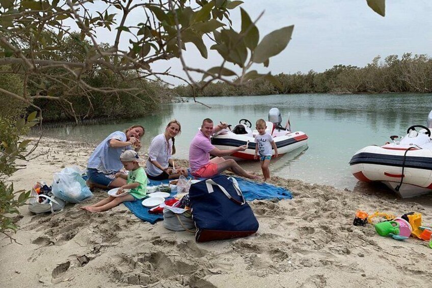 Small-Group Self-Drive Speedboat Tour in Yas Island Mangroves 5