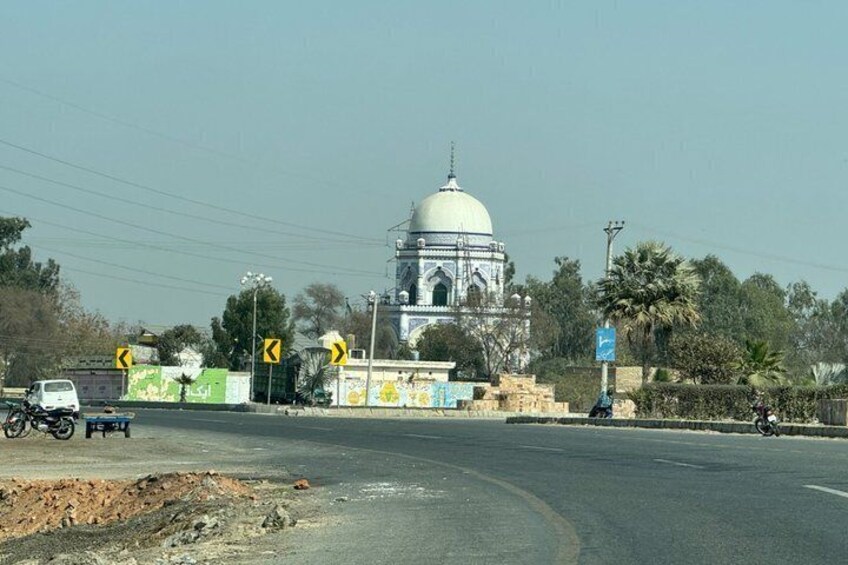 Private 3-Day Multan, Bahawalpur & Derawar Fort Heritage Tour 2
