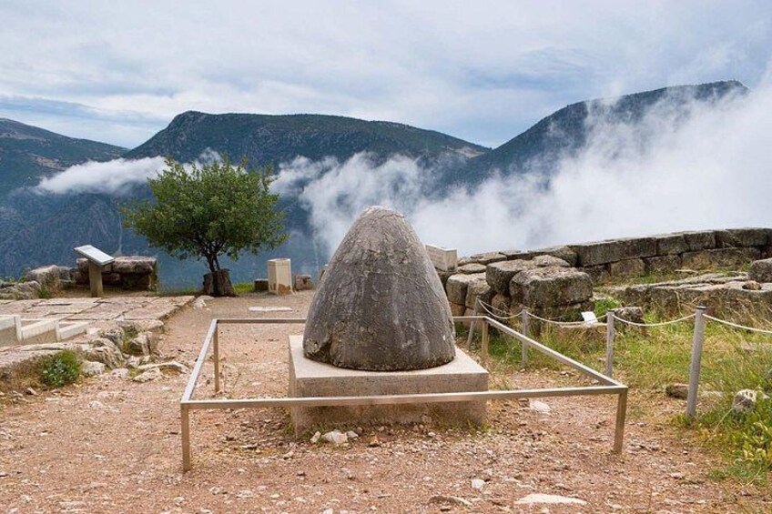 Full Day Private Tour To Meteora - Thermopylae - Delphi 3