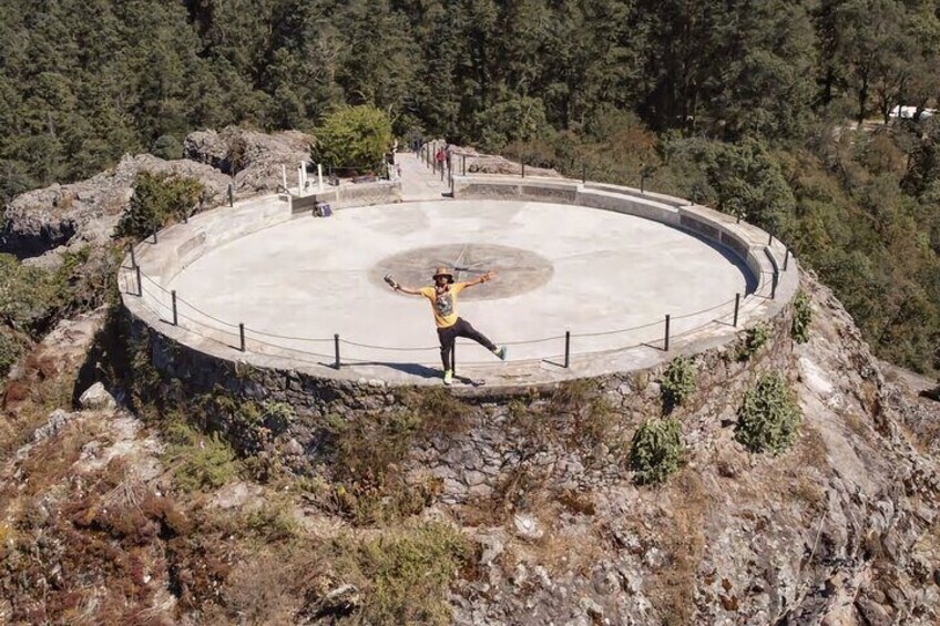 Private Mexico City Basaltic Prisms Tour: The Magical Fountains