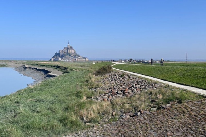 Mont-Saint-Michel Tour from Rennes - Private Driver 3