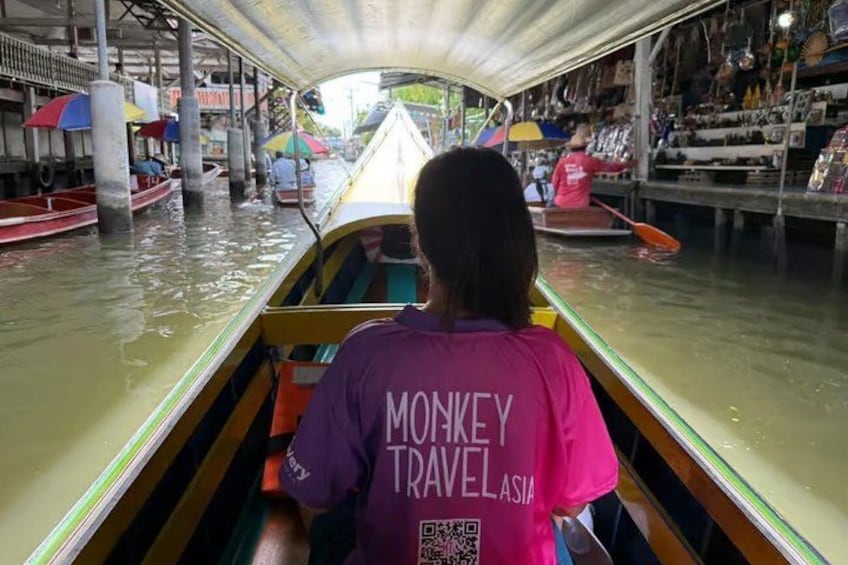 Bangkok: Floating and Train Market with Boat Trip 4