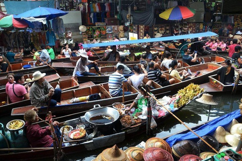 Floating Market Damnoen Saduak 3