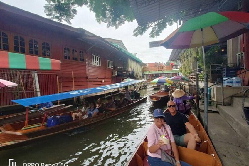 Bangkok: Floating and Train Market with Boat Trip 2