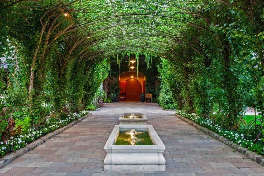 Napa Valley Favorites: 6-Hour Private Wine Tour 1