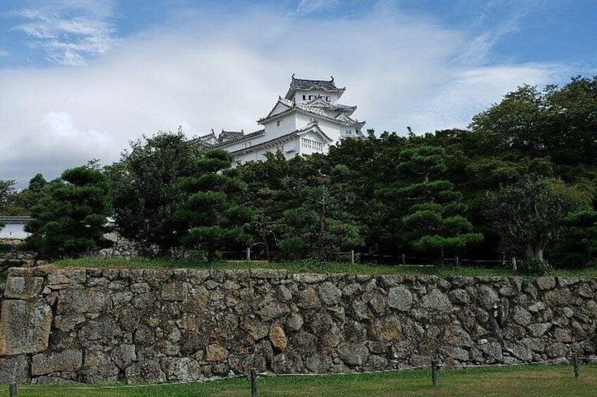 2.5 Hour Private History and Culture Tour in Himeji Castle 3