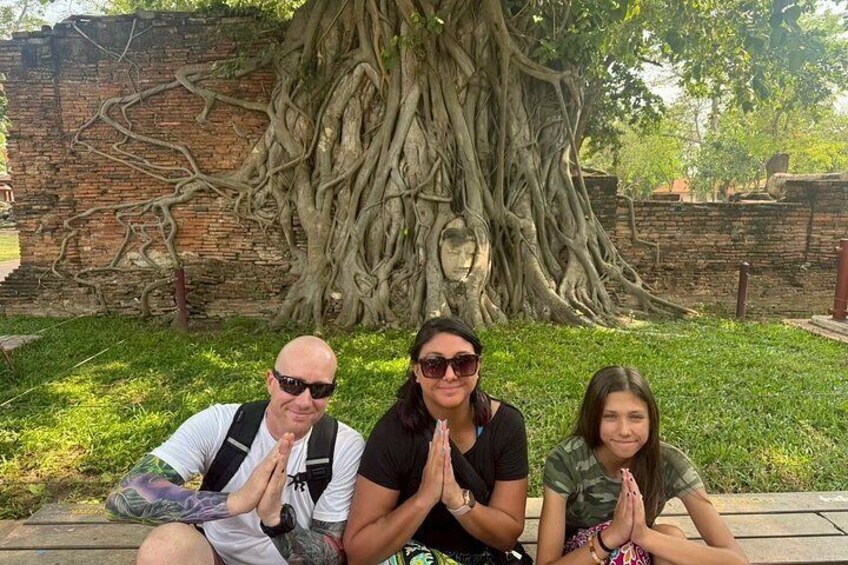 Railway Market, Floating Market and Ayutthaya (Premium Service) 2