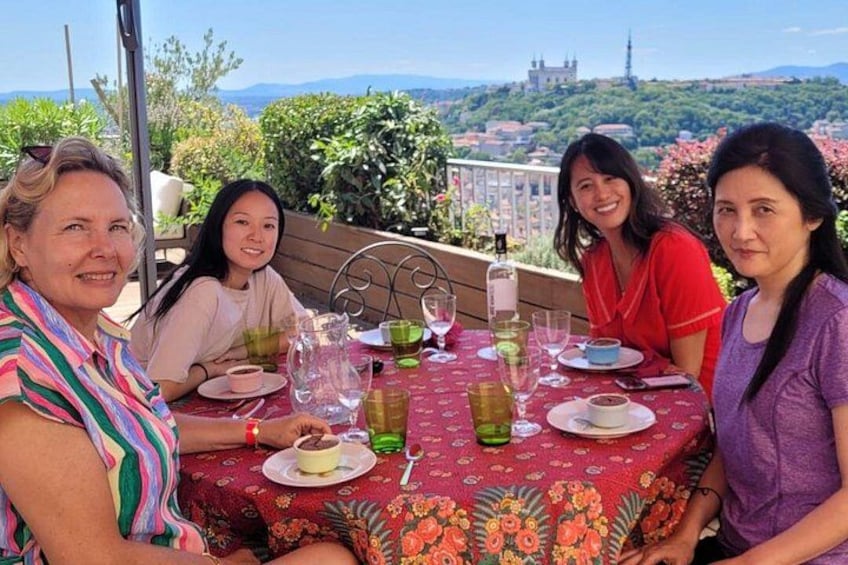 Croix Rousse Market & Rooftop Cooking Class in Lyon 4