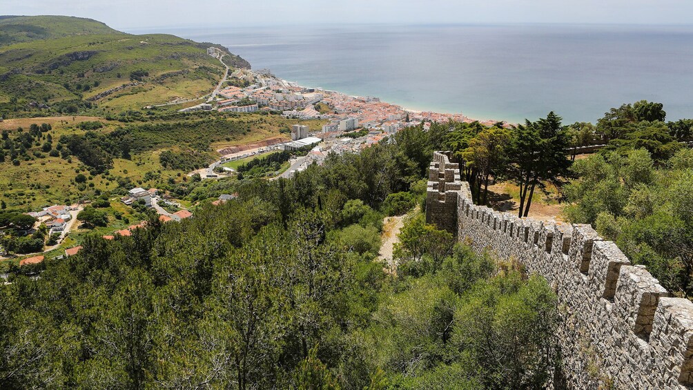 From Lisbon: Sesimbra, Arrabida, Setubal & Palmela - Private