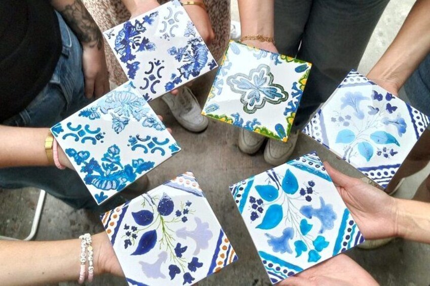 Porto: Tile Painting Workshop with Porto Wine (Sé do Porto) 3