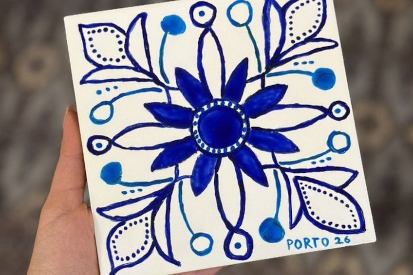 Porto: Tile Painting Workshop with Porto Wine (Sé do Porto) 4