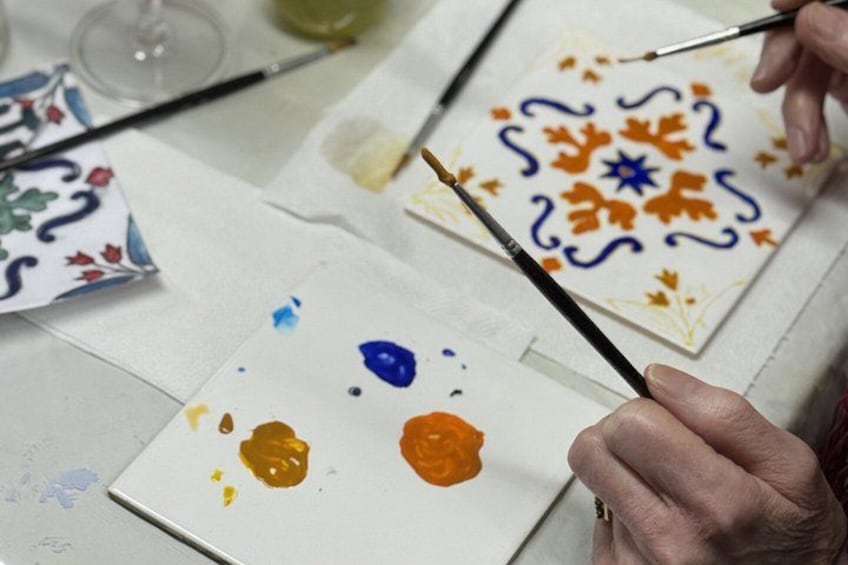 Porto: Tile Painting Workshop with Porto Wine (Sé do Porto) 2