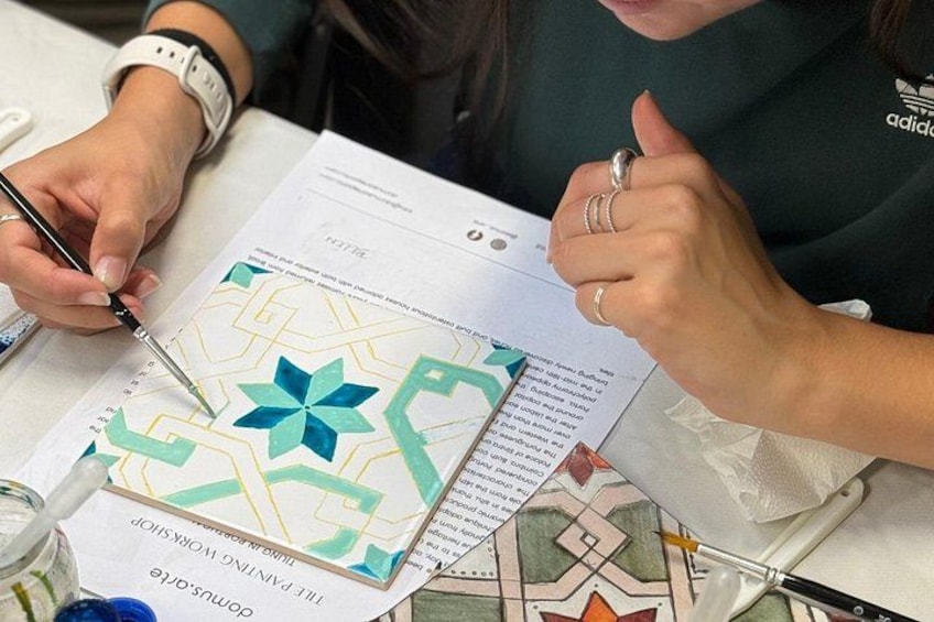 Porto: Tile Painting Workshop with Porto Wine (Sé do Porto) 3