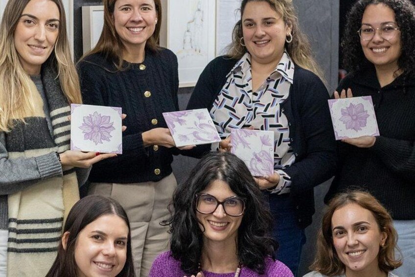 Porto: Tile Painting Workshop with Porto Wine (Sé do Porto) 4