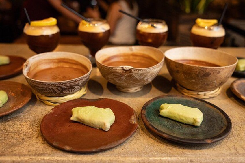 6-course Walking Food Tour in Dallas History + Cocktail opt. 3