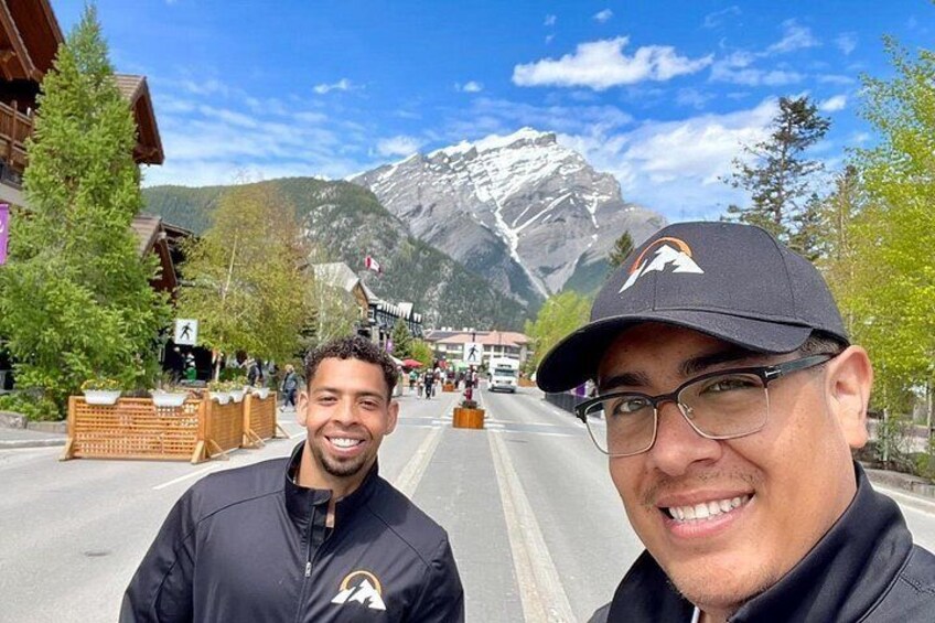 Your Tour Guides Teddy (left) & Tito (right) 3