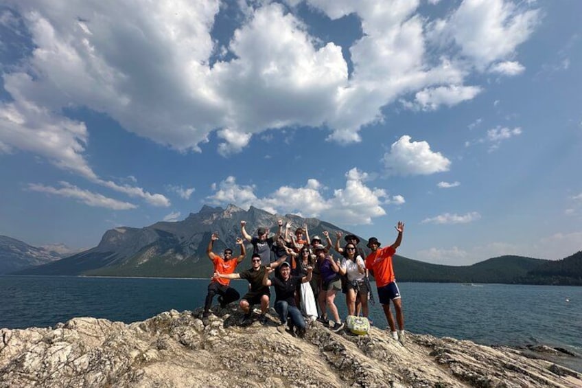 Group photo - Lake minnewanka 4