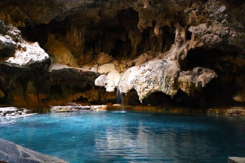 Cave and Basin 5