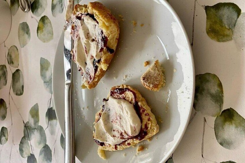 Irish Baking Class: Granny's Apple Cake, Traditional Scones 5