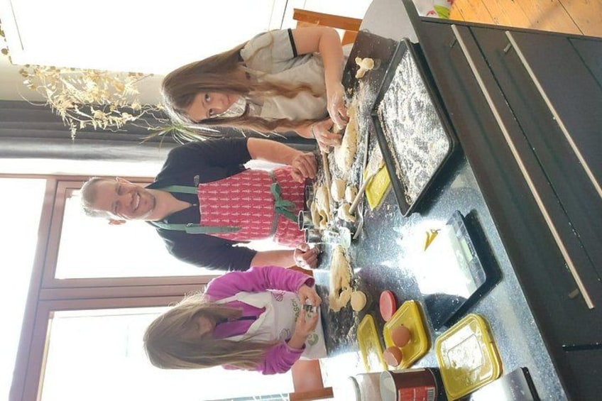 Irish Baking Class: Granny's Apple Cake, Traditional Scones 5