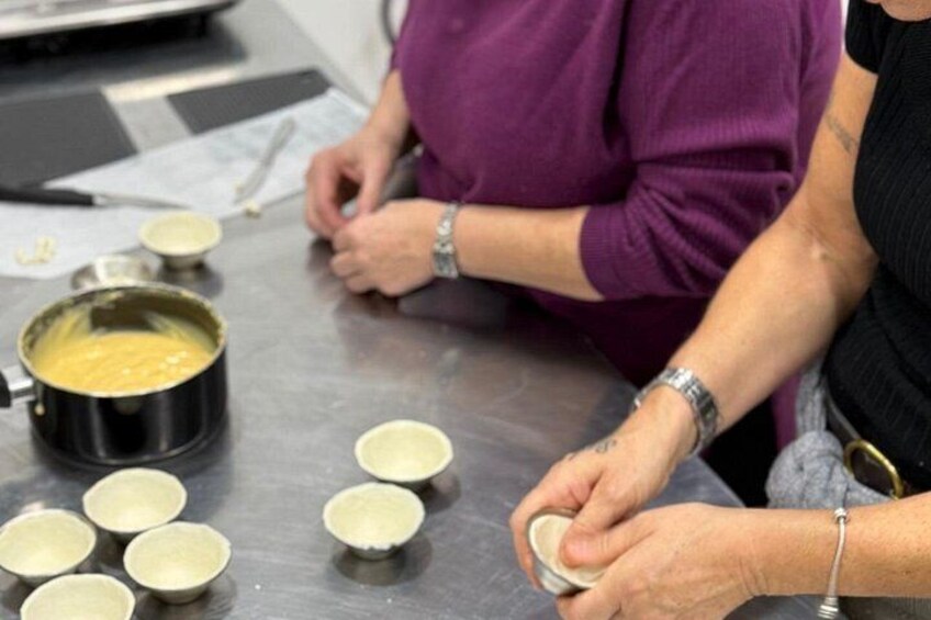 Porto: Pastel de Nata Cooking Class with Porto Wine (Sé do Porto) 2