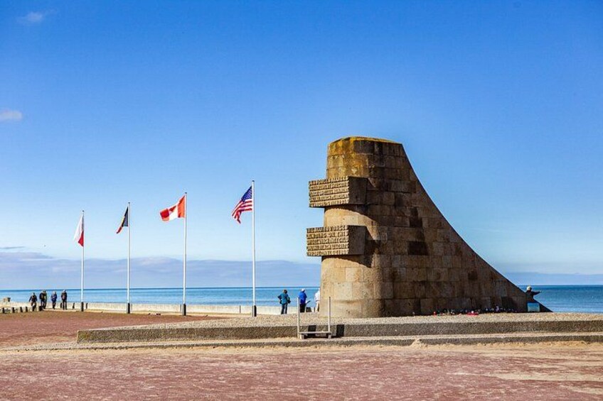 Normandy UNESCO D-Day Beaches Tour & Packed Lunch from Le Havre 3