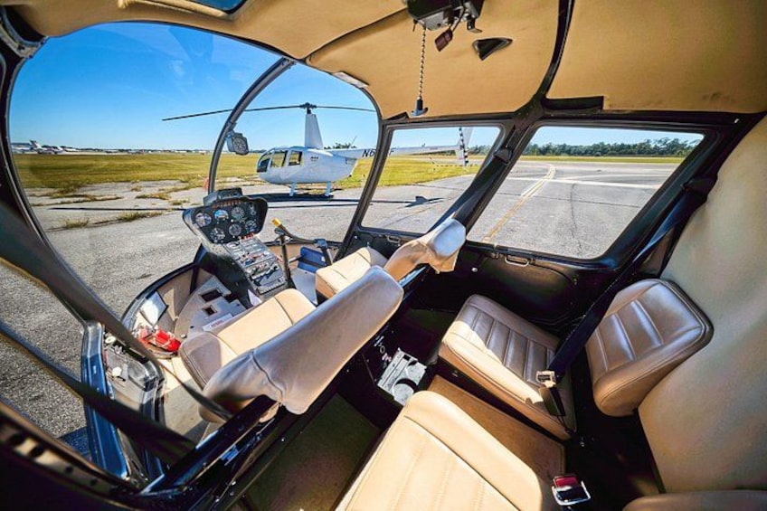Private Helicopter 77 Miles Fireworks Tour over all Theme Parks 4
