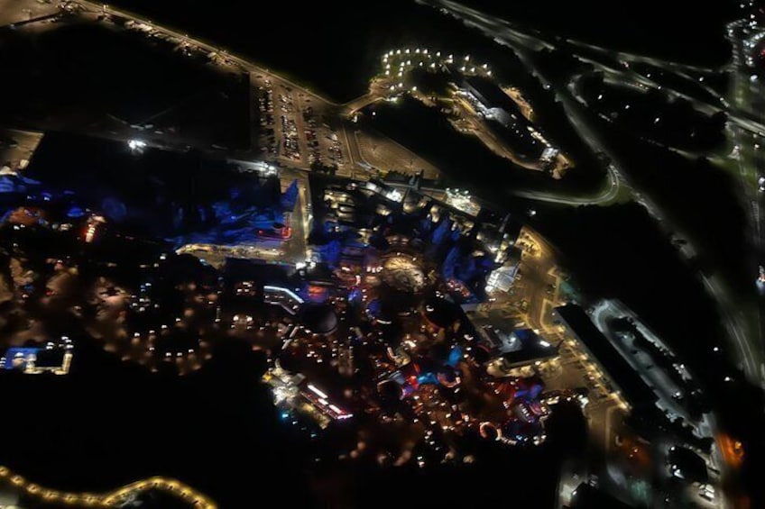 Private Helicopter 77 Miles Fireworks Tour over all Theme Parks 2