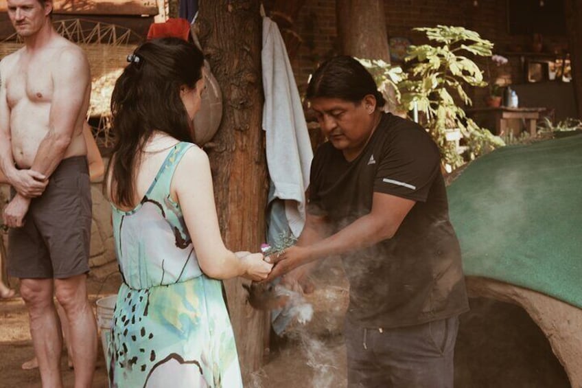 Allow the spirit of copal to remind you to be grateful before going into mother earth womb 1