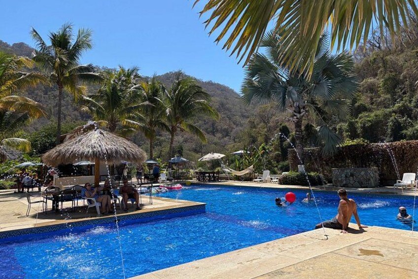 pool 4