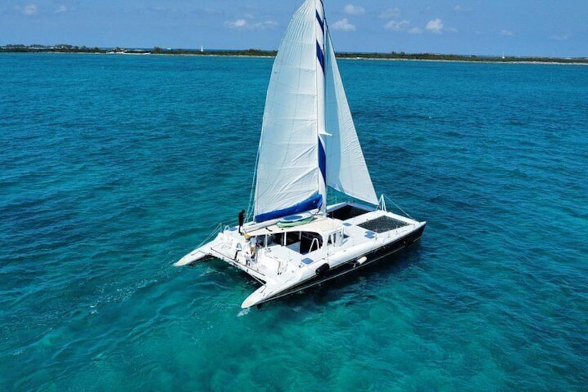 Cruise: Sail in style: 62 feet of custom perfection. 2