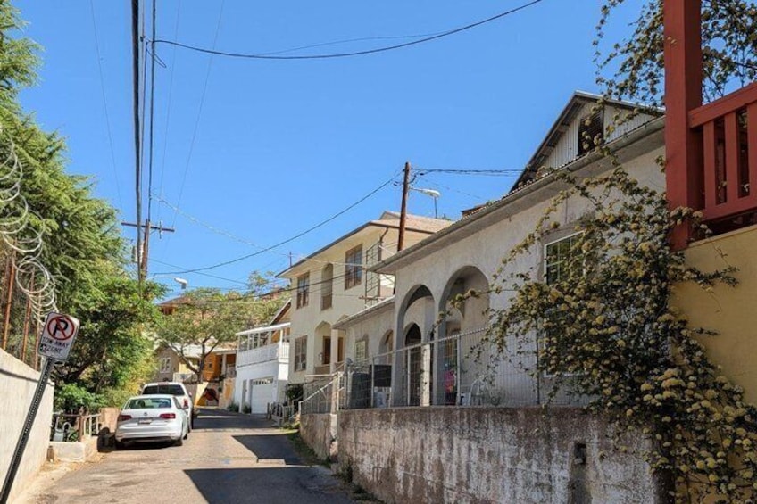 2 Hr Private Jeep Tour Old Bisbee Open Pits Lowell - Local Guide 4