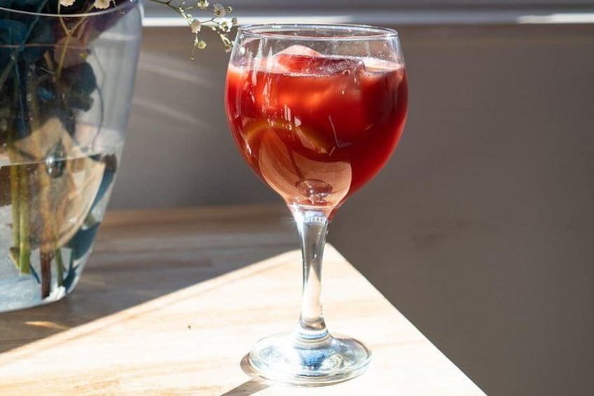 Madrid: Paella & Sangria Classes- Seafood, Chicken & Vegan option 2