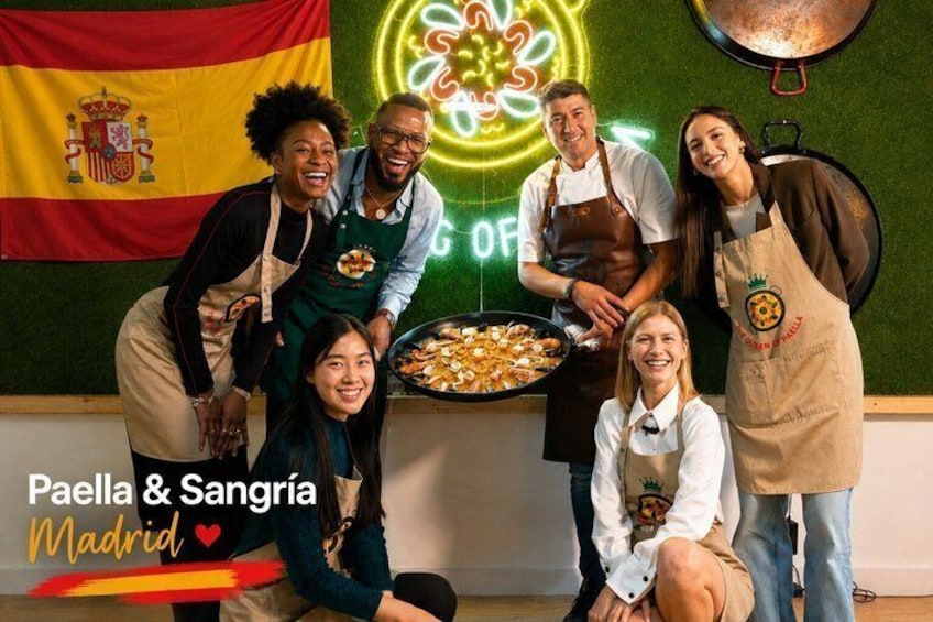 Madrid: Paella & Sangria Classes- Seafood, Chicken & Vegan option 1