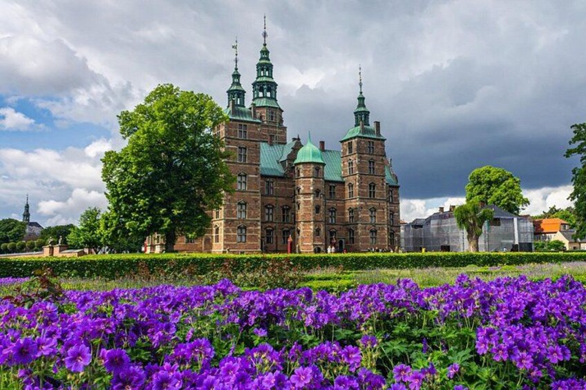 Skip the line Rosenborg Castle and Gardens Copenhagen Tour 1
