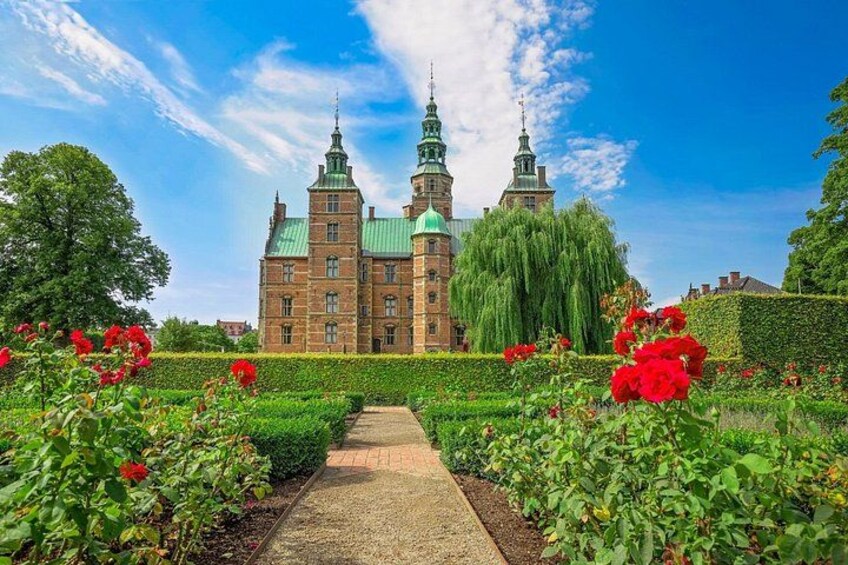 Skip the line Rosenborg Castle and Gardens Copenhagen Tour 3