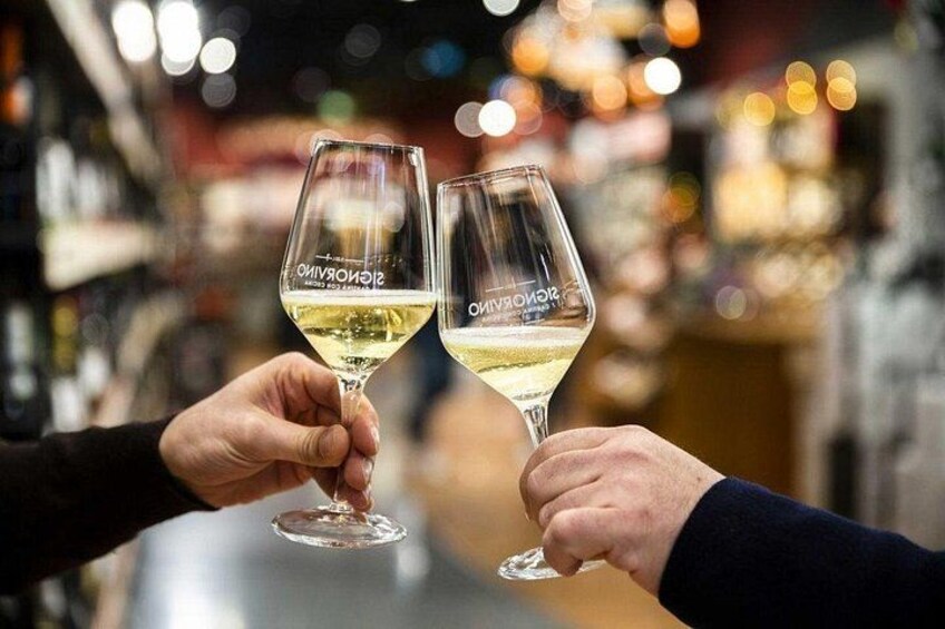 Milan Private 3-Hour Tour with Duomo, Food & Wine Tasting 2