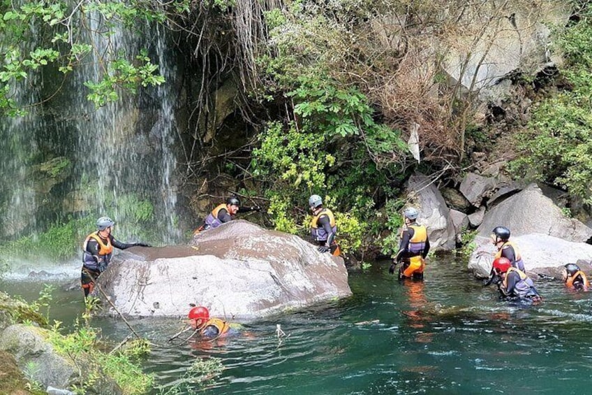 River Jumping Alcantara Gurne 3