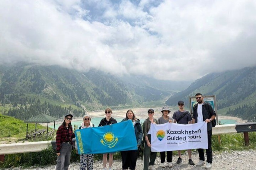 Big Almaty Lake & Alma-Arasan Gorge Tour with Birds of Prey Show 2